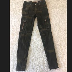 Zara Camo pants